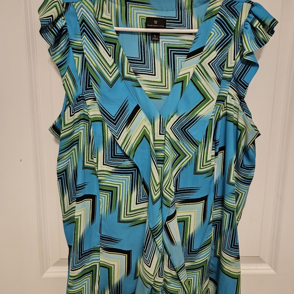 Women's Worthington Sleeveless Blouse in Size Large _Like New - Picture 9 of 11